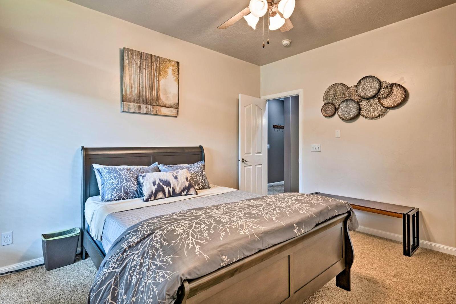 Renovated Condo 8 Miles to Snowbasin Ski Resort! Main image 1